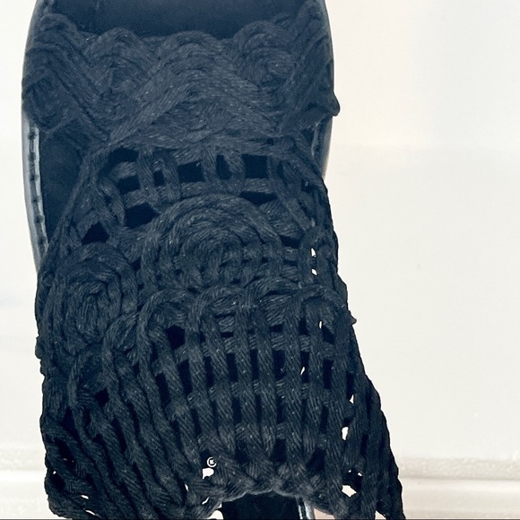 Muk Luks Flying High Wedge Sandal - Picture 7 of 8